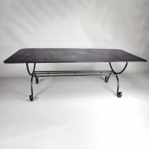 table-en-fer-forge